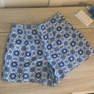 NWOT LOFT Mosaic Print Linen Shorts - size XS
